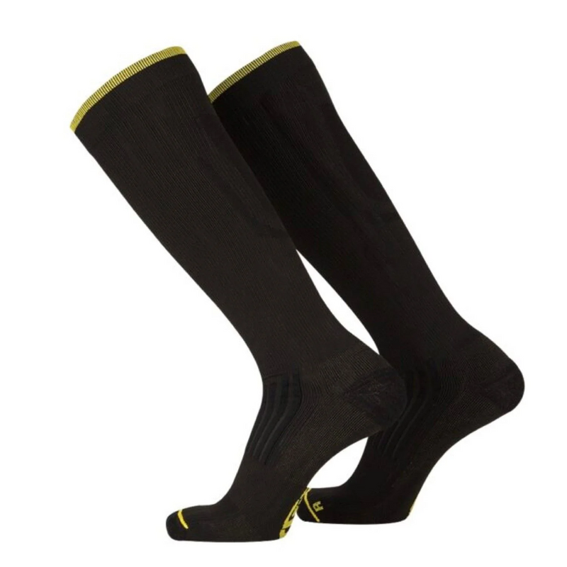 Skins Series 3 Unisex Travel Socks, Black